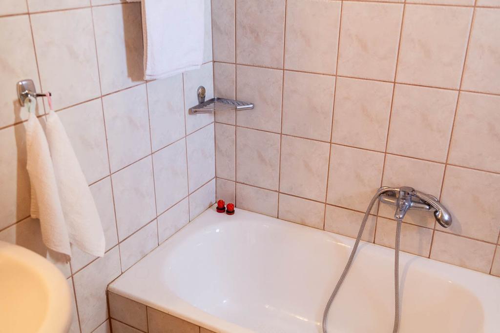 Io Villa Stoupa Luaran gambar