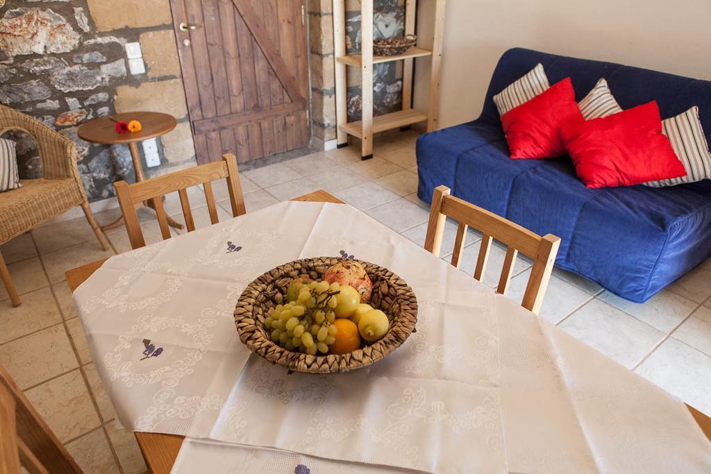 Io Villa Stoupa Luaran gambar