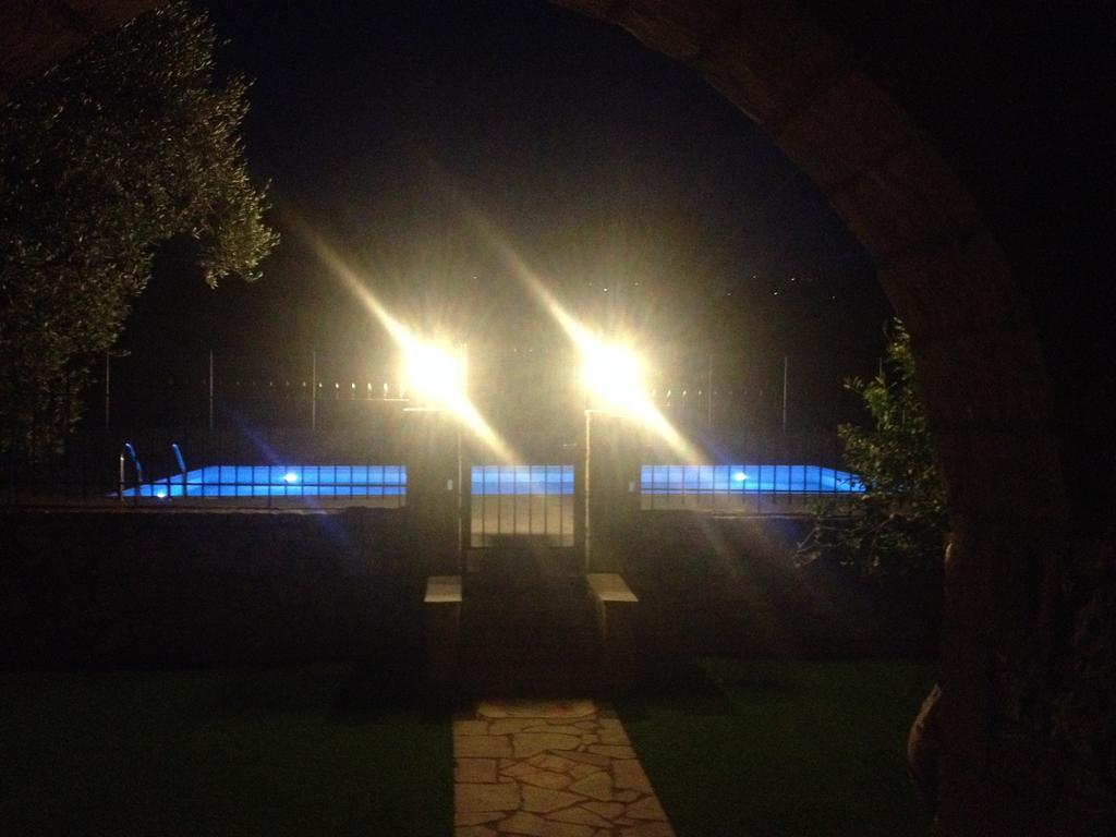 Io Villa Stoupa Luaran gambar