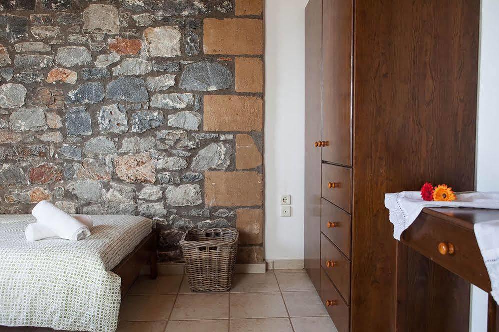 Io Villa Stoupa Luaran gambar