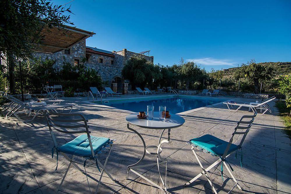 Io Villa Stoupa Luaran gambar