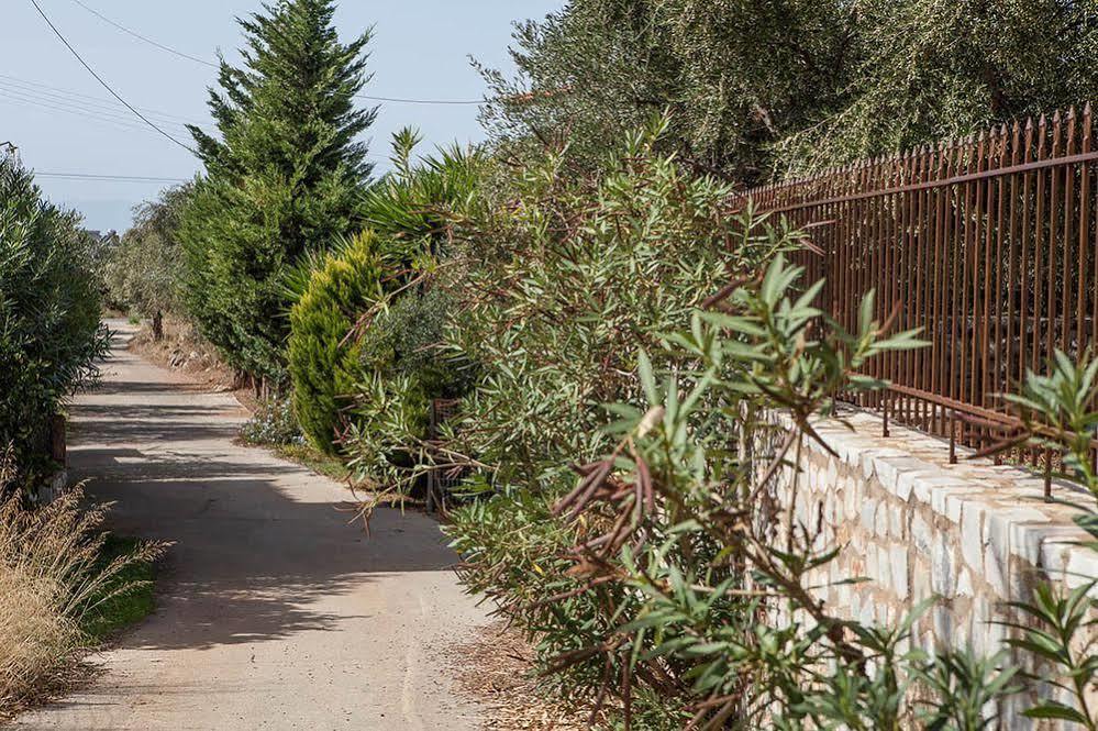 Io Villa Stoupa Luaran gambar