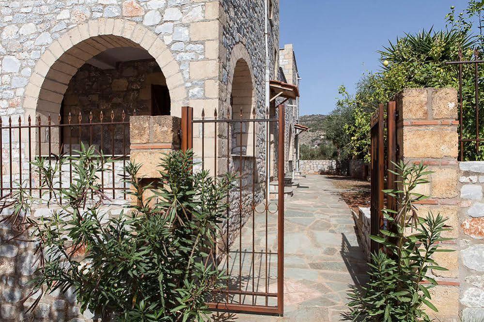 Io Villa Stoupa Luaran gambar